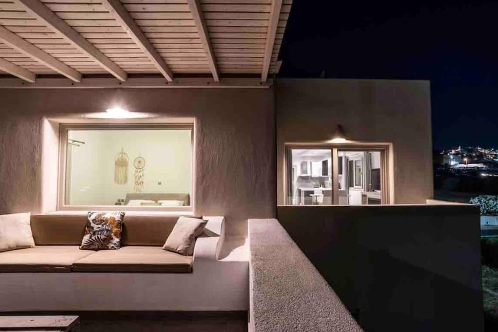 In The Heart Of Fira & Free Pool - Nychteri Suite Luaran gambar